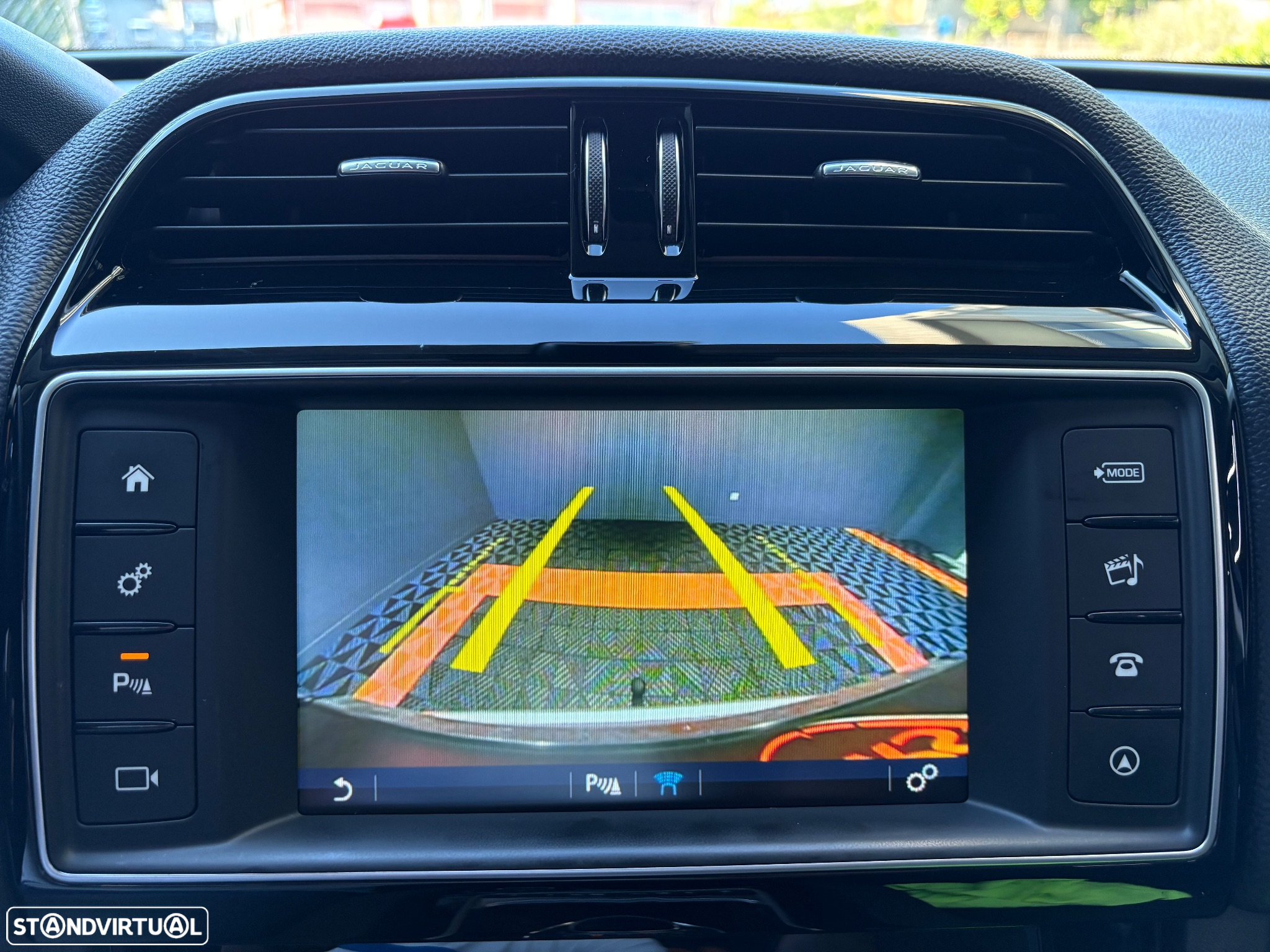 Jaguar F-Pace 20d Aut. R-Sport - 53