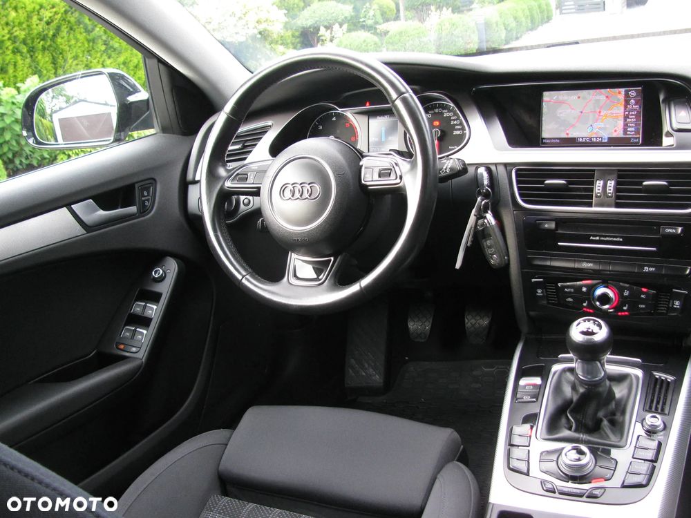 Audi A4 Avant 2.0 TDI - 27