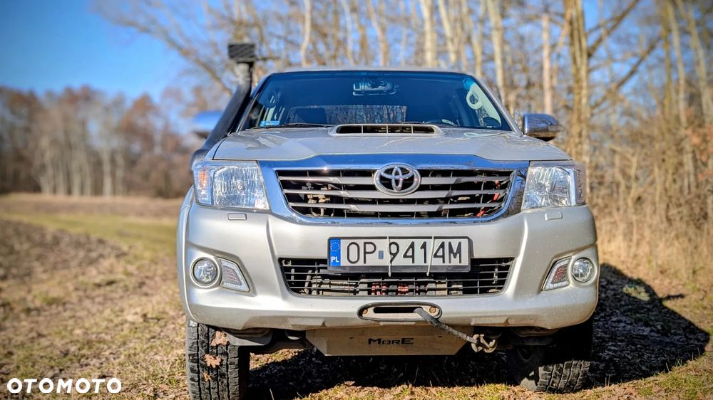 Toyota Hilux 2.5 D-4D SR - 5