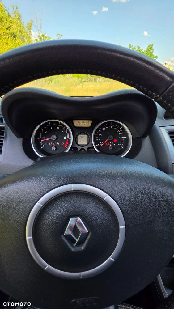 Renault Megane 1.6 16V Authentique - 9
