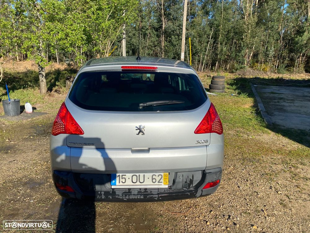 Peugeot 3008 HDi FAP 110 Premium - 8