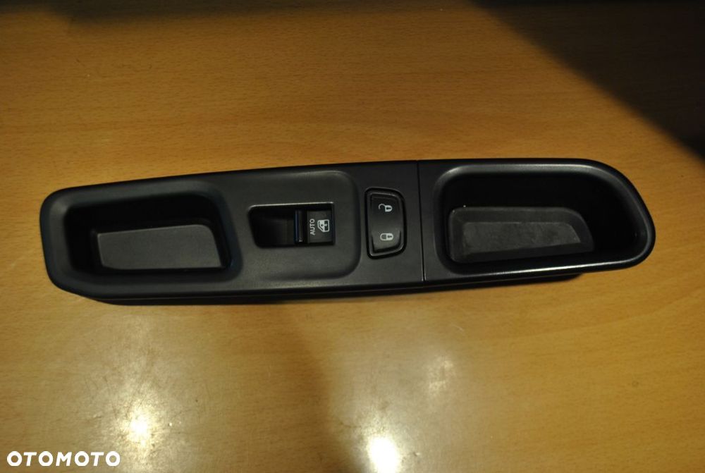 Przełącznik szyb prawy przód Jeep Renegade - 1