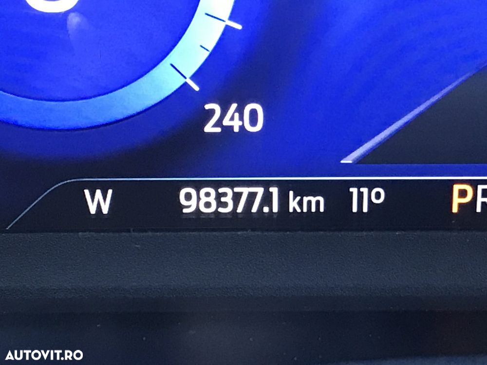 Ford Kuga 2.5 Duratec FHEV TITANIUM - 8