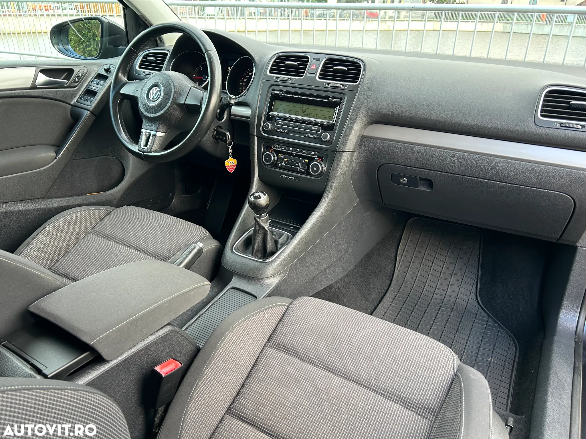 Volkswagen Golf 1.6 TDI DPF Comfortline - 7