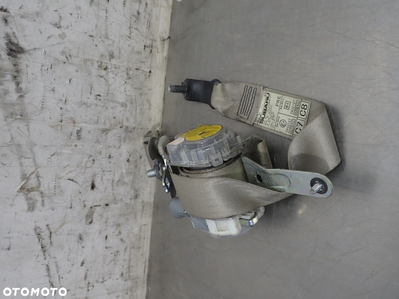PAS PRAWY PRZEDNI BEZPIECZEŃSTWA SUBARU LEGACY IV 2.0D 7Q8050-P - 1