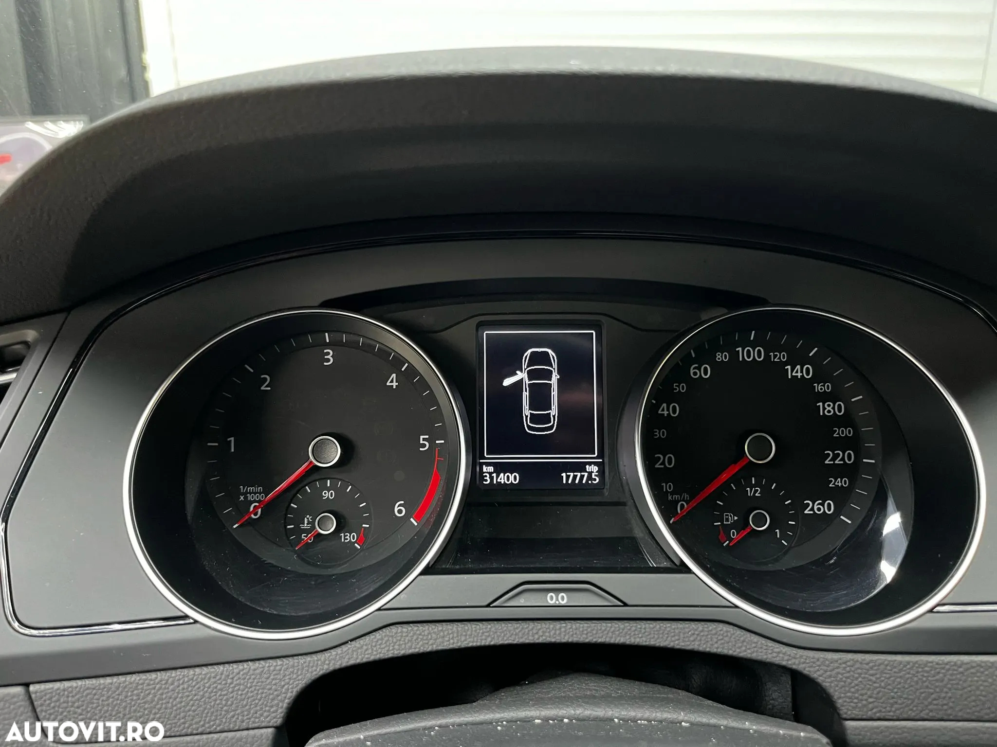 Volkswagen Passat - 9