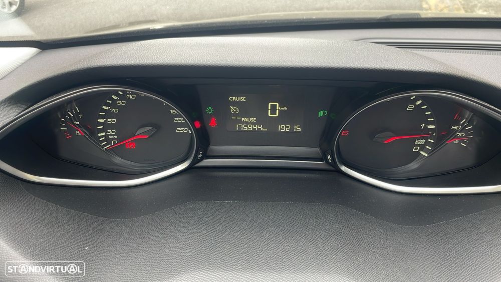 Peugeot 308 1.6 HDi Allure - 14