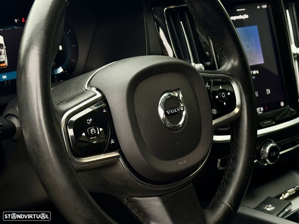 Volvo V60 2.0 B4 Plus Bright Auto - 29