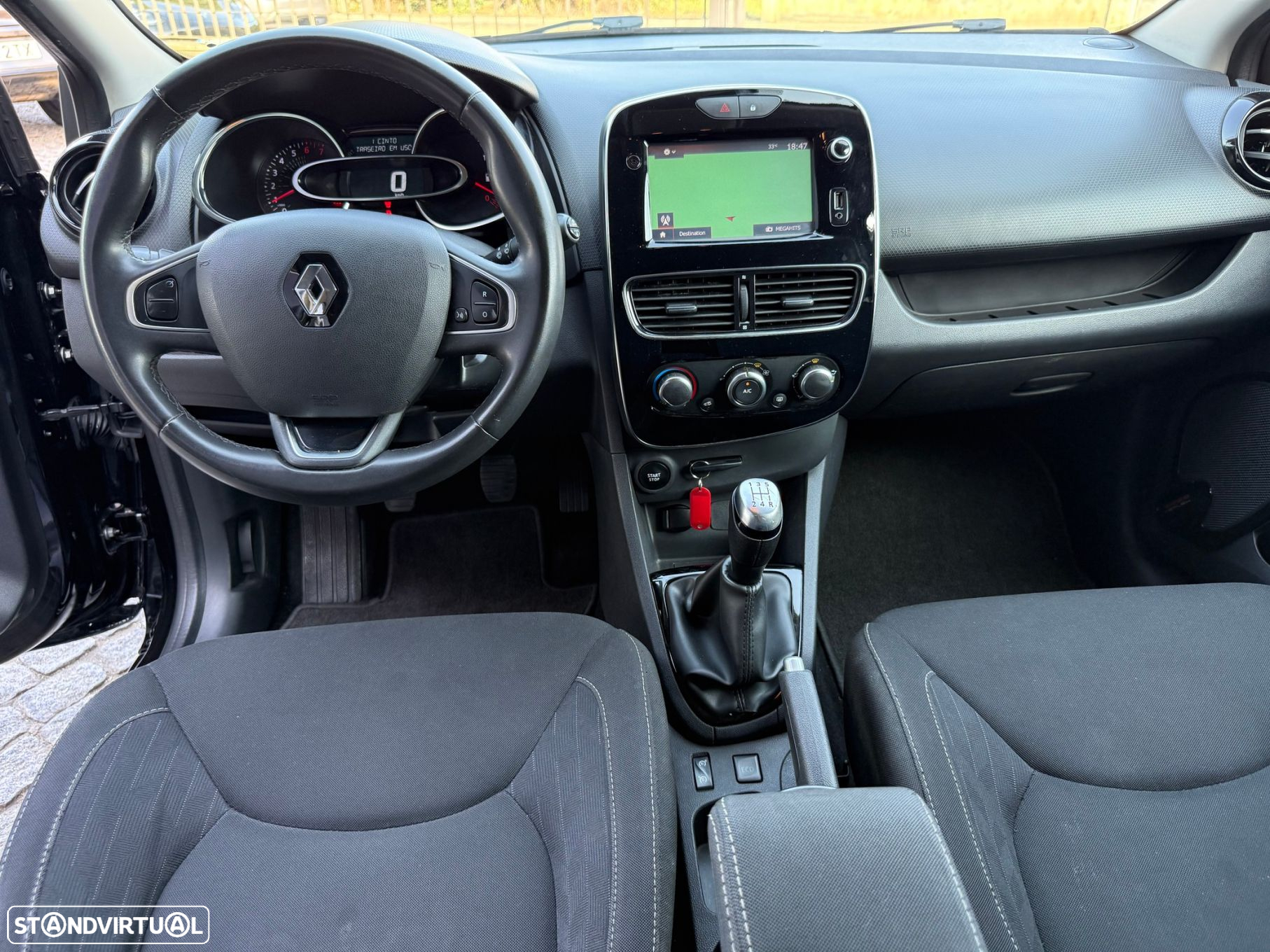Renault Clio Sport Tourer TCe 90 Limited - 19