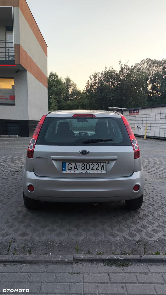 Ford Fiesta - 6
