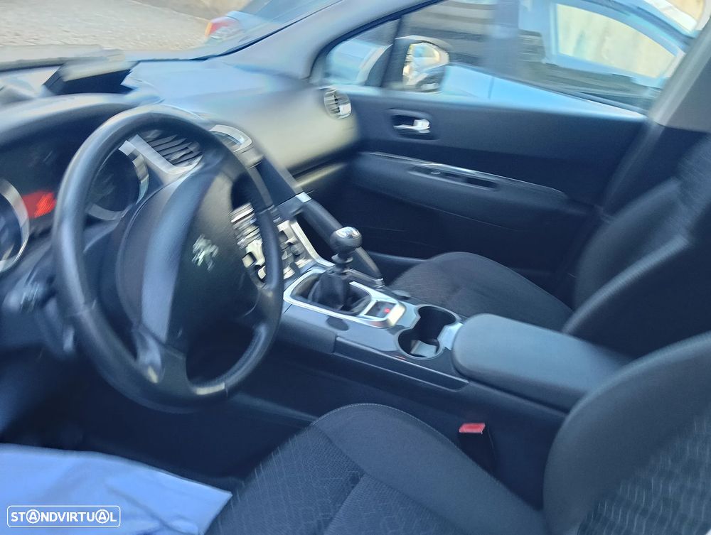 Peugeot 3008 1.6 HDi Allure - 18