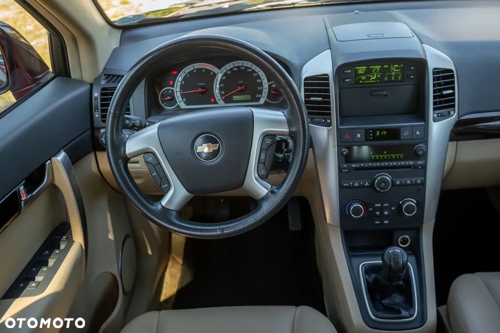 Chevrolet Captiva 2.0 4WD 7 Sitzer LT - 22