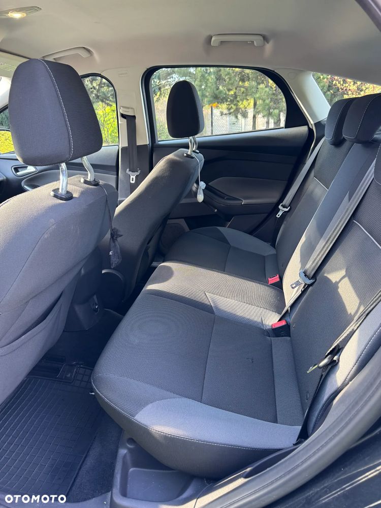 Ford Focus 1.6 EcoBoost Edition - 9