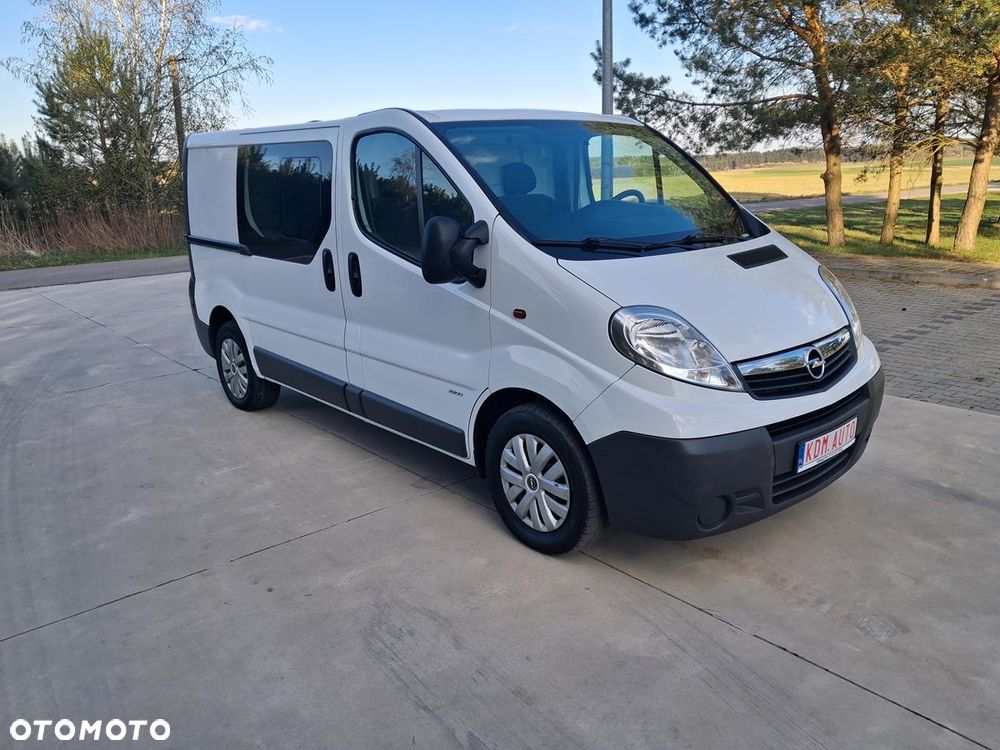 Opel Vivaro - 11