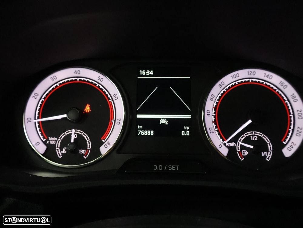 Skoda Fabia 1.0 TSI Monte Carlo Edition - 18