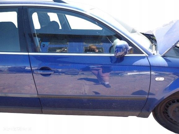 PASSAT B5 LIFT 00-05 DRZWI PRZÓD PRAWE GOŁE LC5X KOMBI 5D - 2