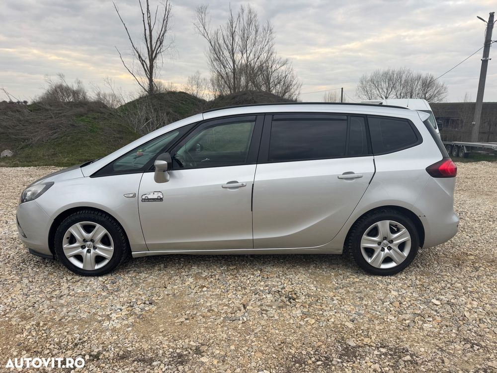Opel Zafira - 11
