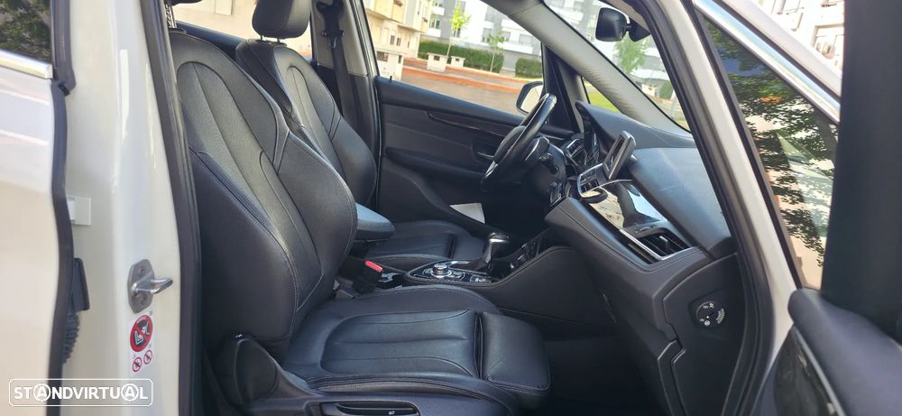 BMW 218 d Aut. Sport Line - 21