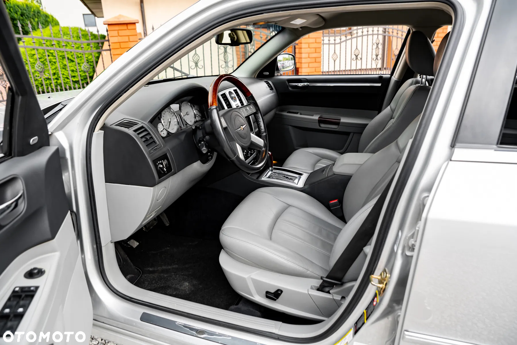 Chrysler 300C Touring 3.5 AWD Automatik - 18