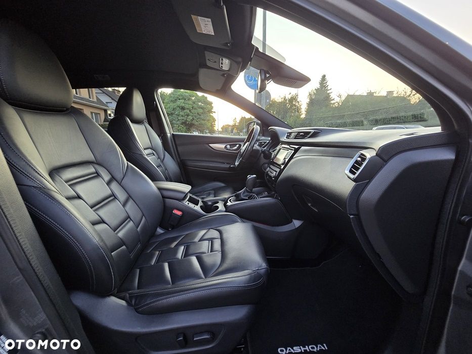 Nissan Qashqai 1.3 DIG-T DCT TEKNA - 38