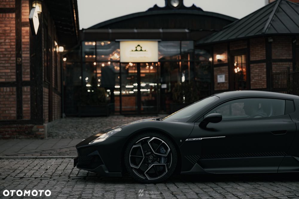 Maserati MC20 DCT - 17