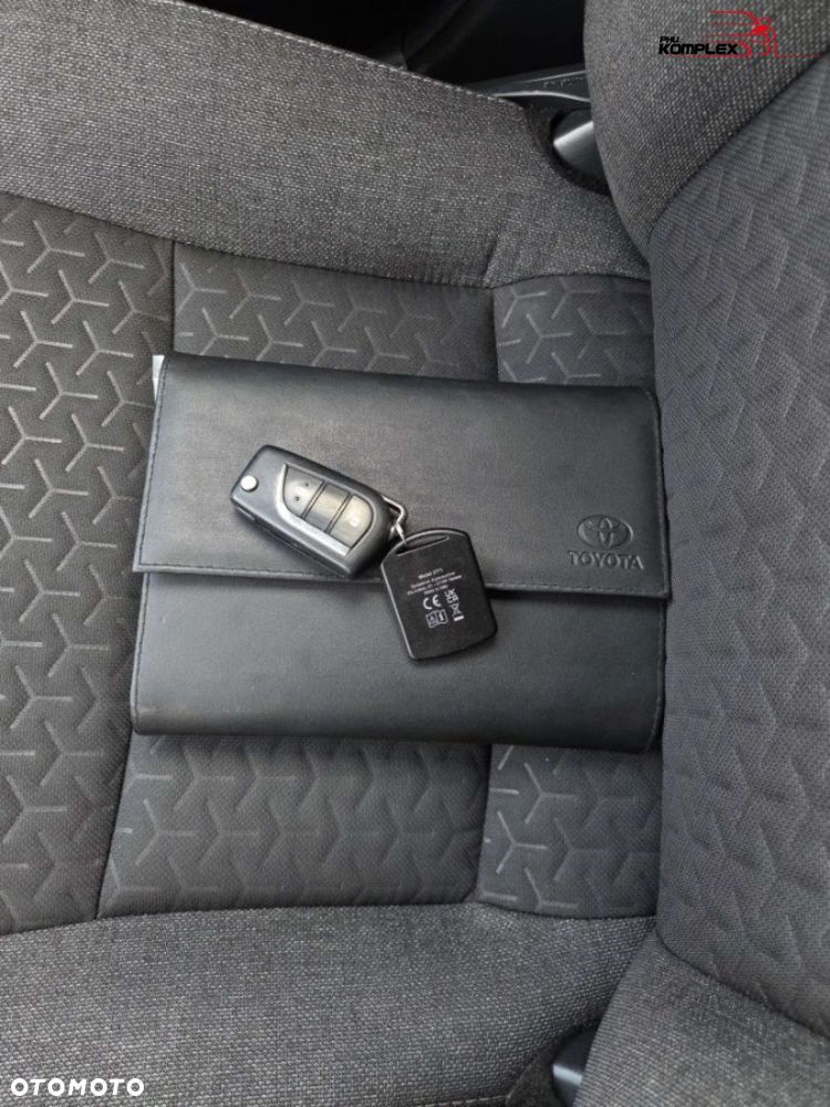 Toyota Yaris Cross - 25