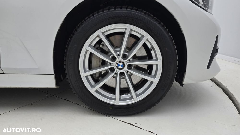 BMW Seria 3 - 23