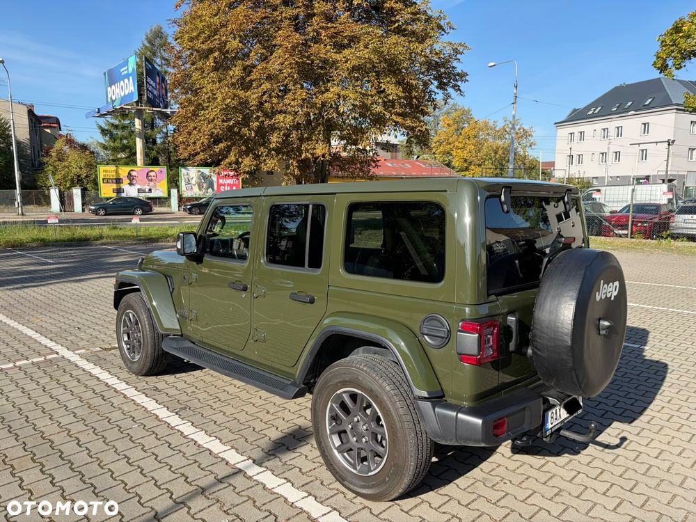 Jeep Wrangler - 4