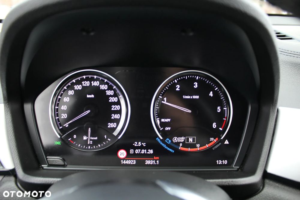 BMW X2 sDrive18d Advantage Plus - 36