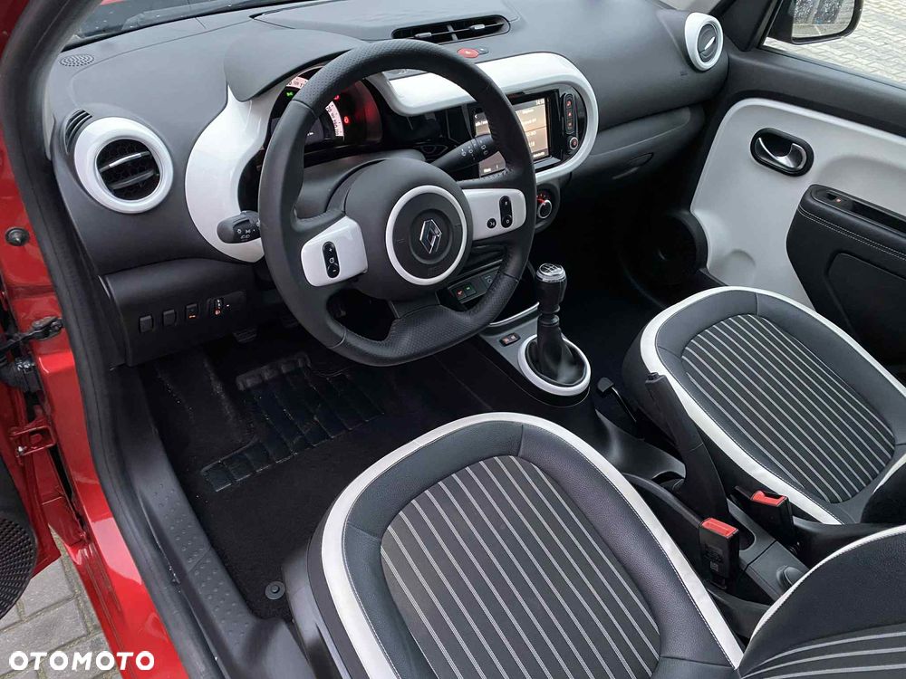 Renault Twingo TCe 90 INTENS - 12