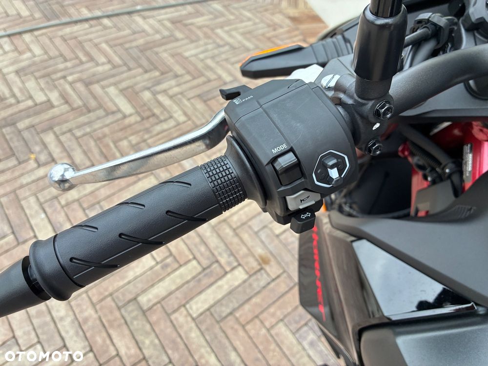 Honda CB - 21