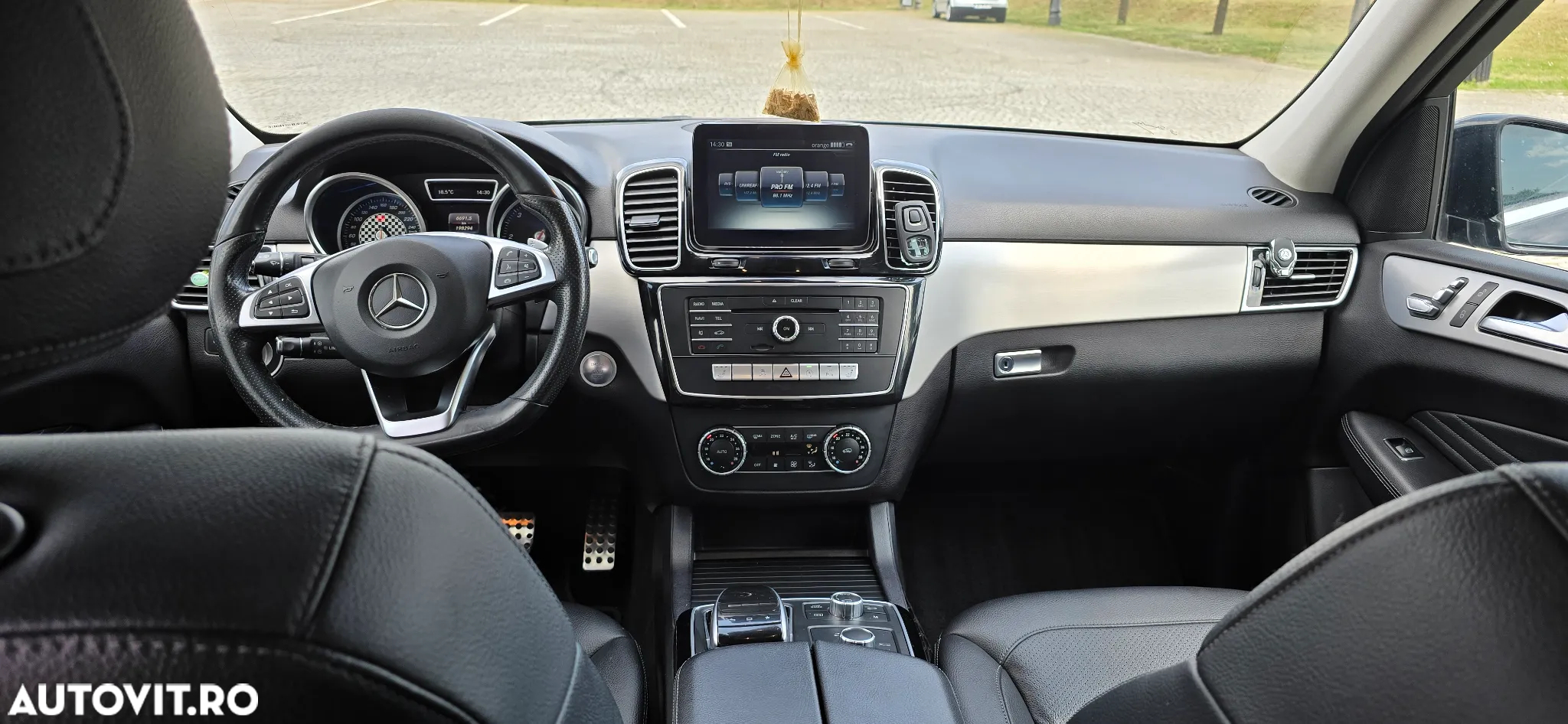 Mercedes-Benz GLE 350 d 4MATIC - 8