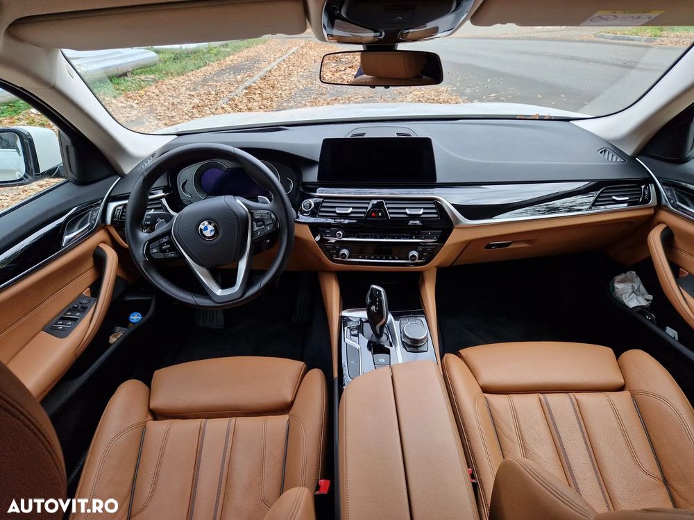 BMW Seria 5 530d Aut. Luxury Line - 10