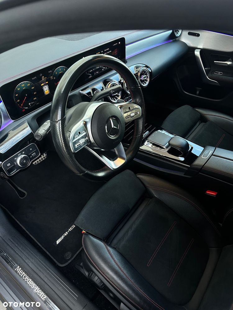 Mercedes-Benz CLA 180 AMG Line 7G-DCT - 16
