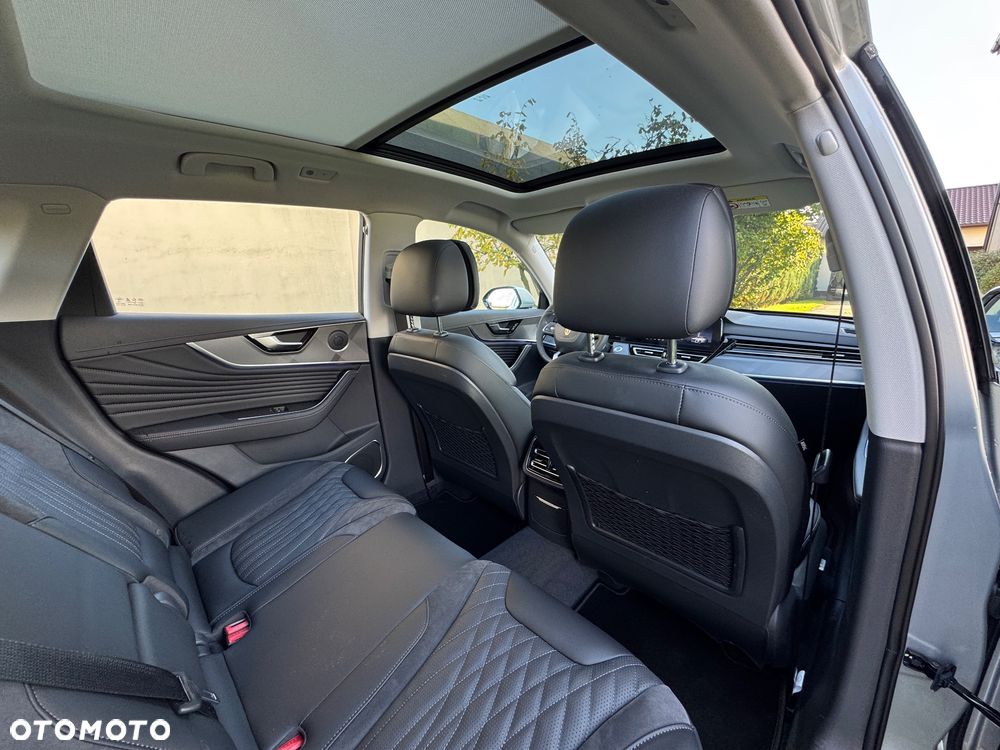 Hongqi HS5 2.0T Flagship AWD - 30