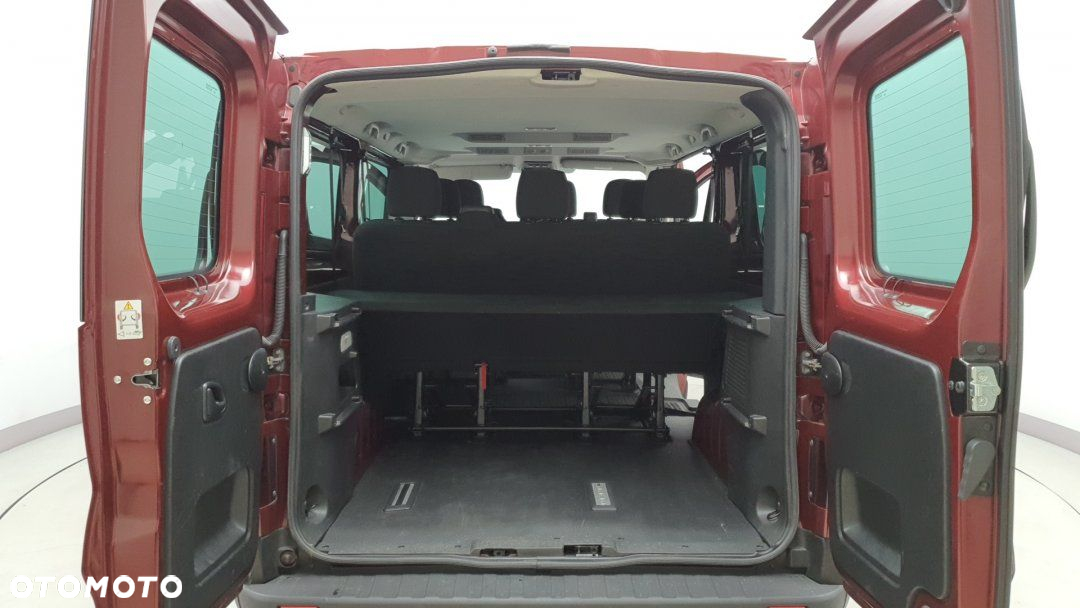 Renault Trafic - 12