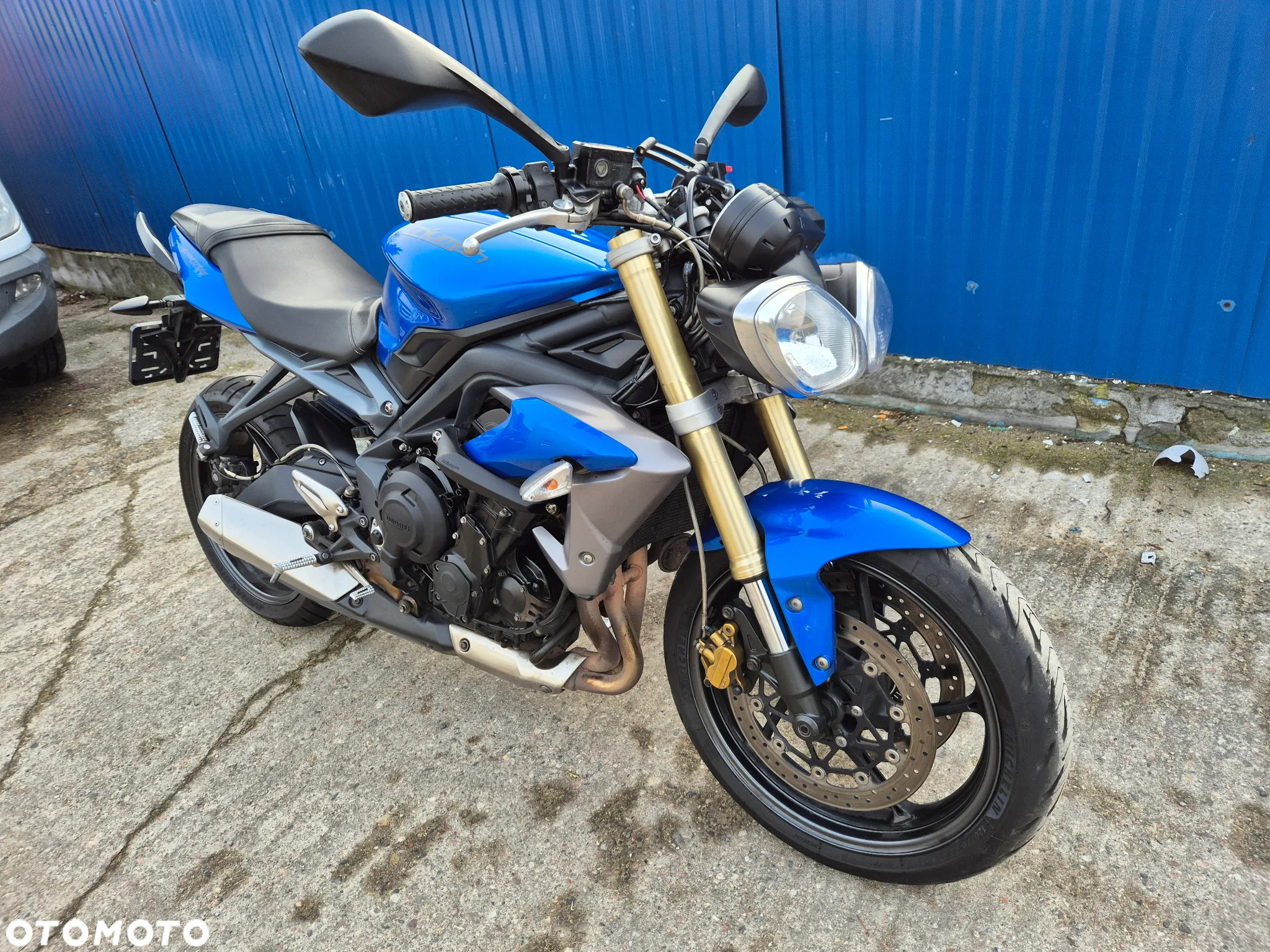 Triumph Street Triple - 9