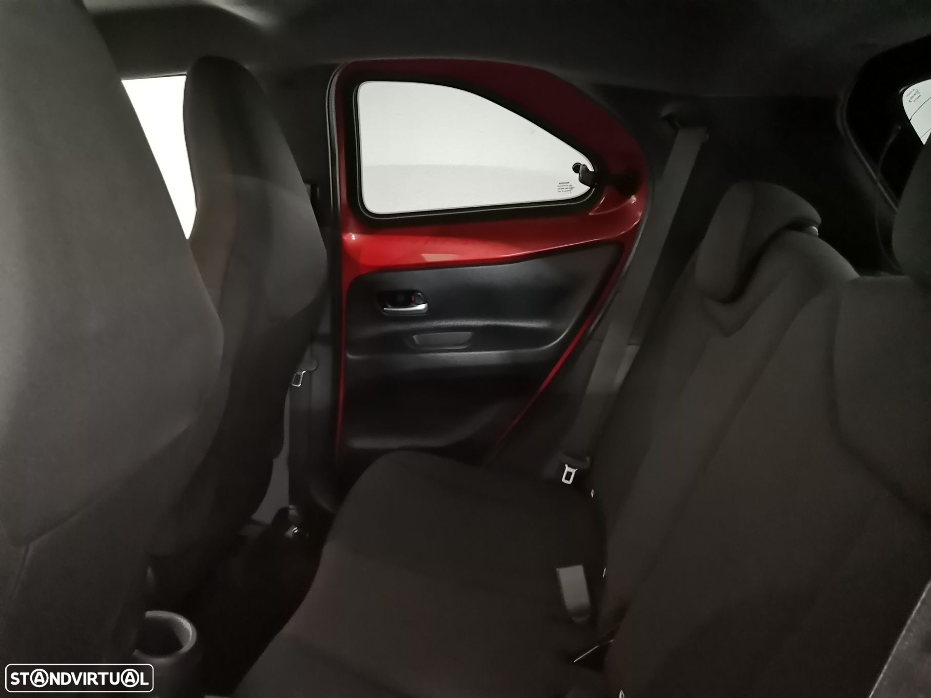 Toyota Aygo X 1.0 Pulse - 12