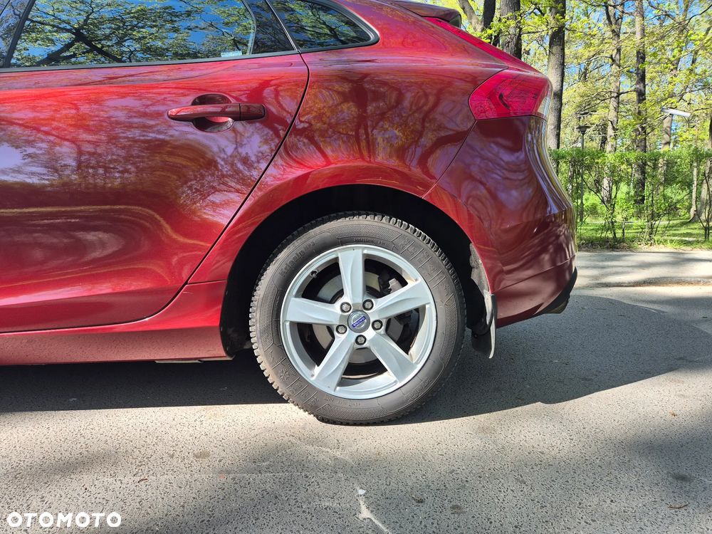 Volvo V40 T3 Kinetic - 13