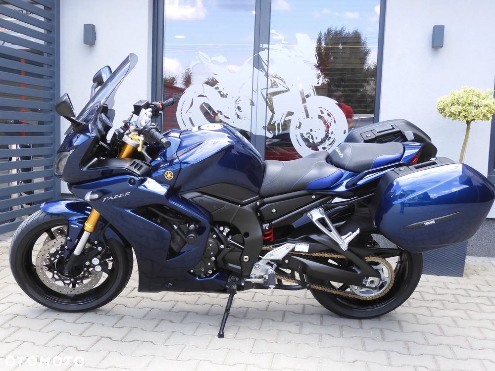 Yamaha FZ - 26