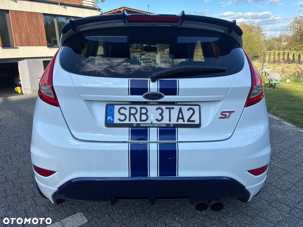 Ford Fiesta 1.6 Sport - 4