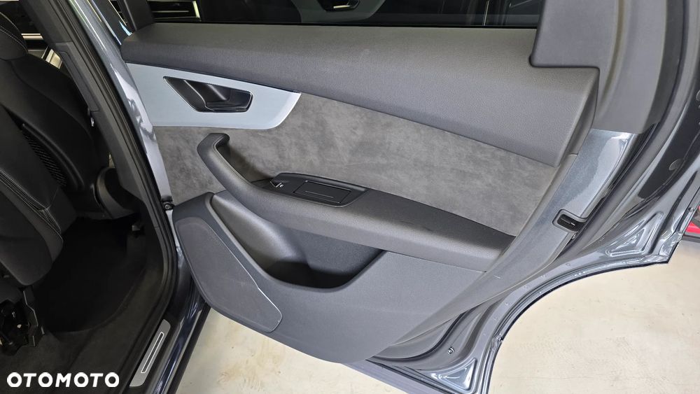 Audi Q7 55 TFSI mHEV Quattro S Line Tiptr - 3