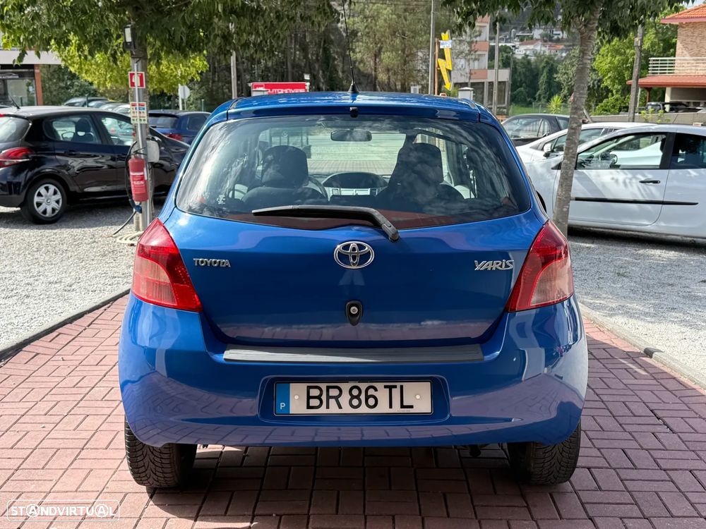 Toyota Yaris 1.0 VVT-i Cool Edition - 5