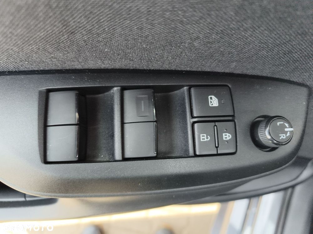 Toyota Yaris Hybrid 1.5 Style - 18
