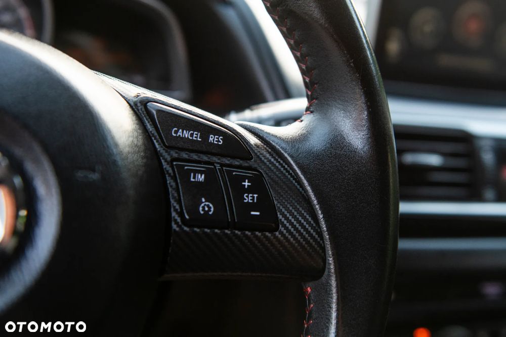 Mazda 3 SKYACTIV-G 120 Exclusive-Line - 27