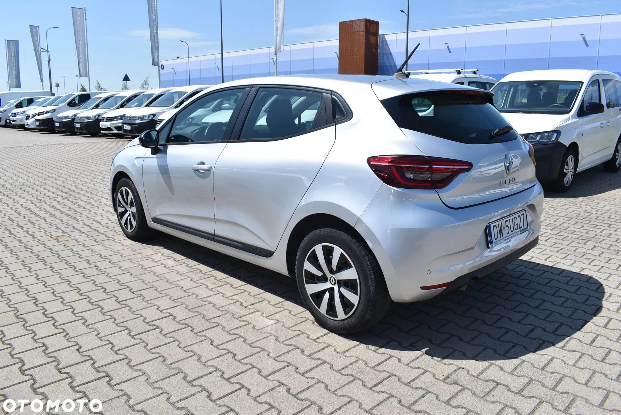 Renault Clio 1.0 TCe Equilibre - 8