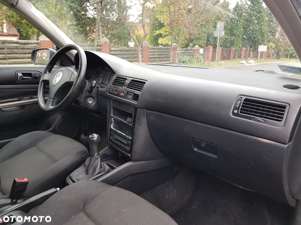 Volkswagen Bora 1.6 Comfortline - 5