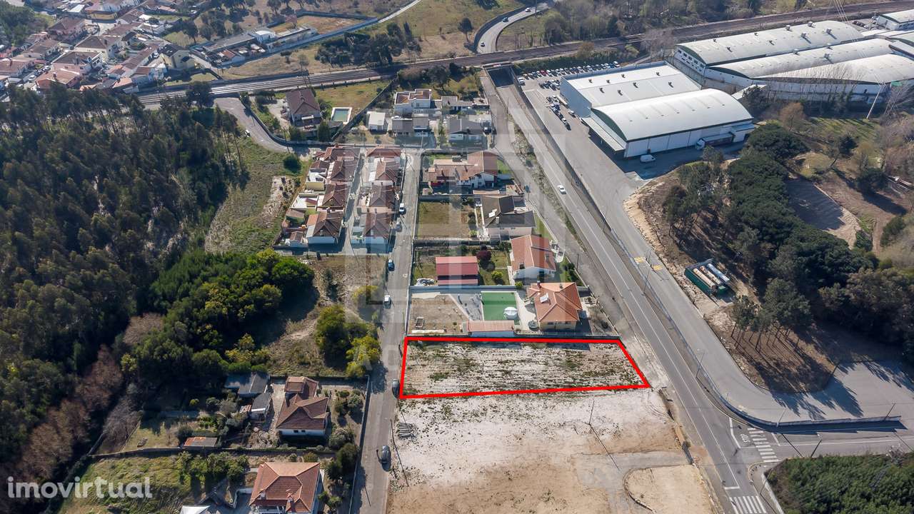 Terreno urbano com 1.313 m2 em São João de Ovar - Grande imagem: 5/10