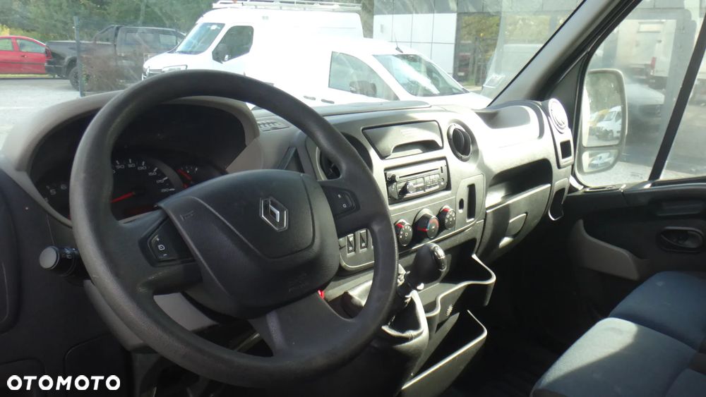 Renault Master - 11