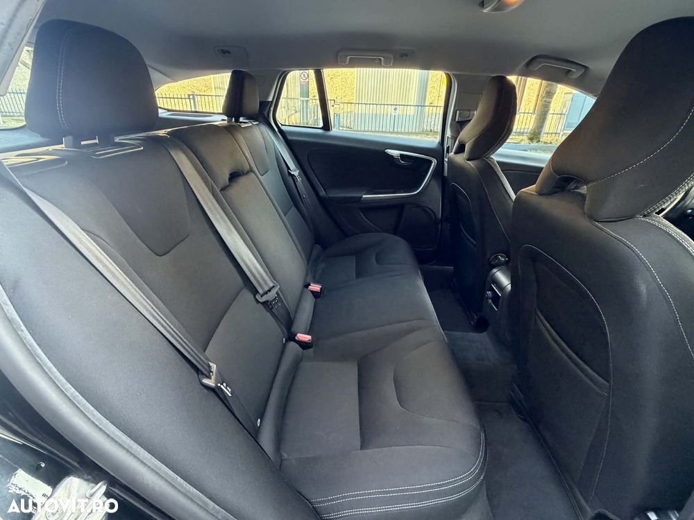 Volvo V60 D2 Geartronic Powershift RDesign - 12